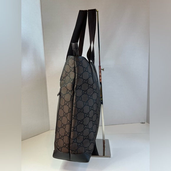 Gucci Brown & Black Tote w/GG Pattern Canvas/Leather & Dual Canvas Straps - Picture 3 of 13